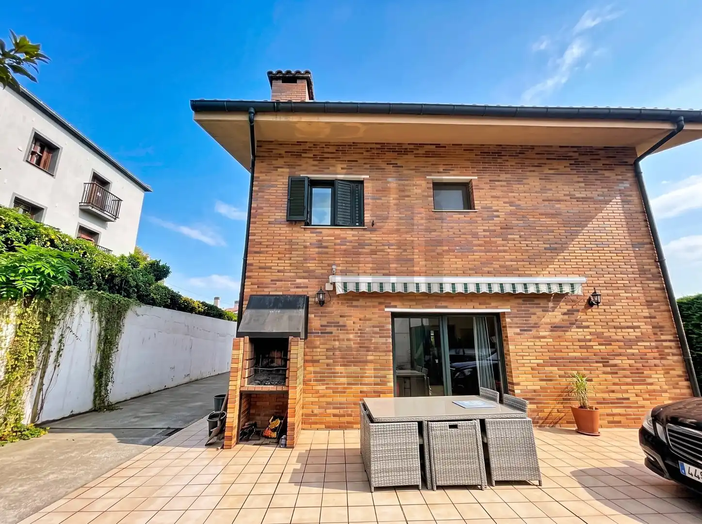 Exterior view of Houses for sale in Aiete