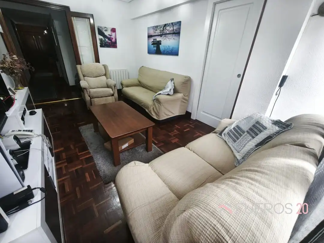 Living room of Flat for sale in Barakaldo   with Heating and Terrace