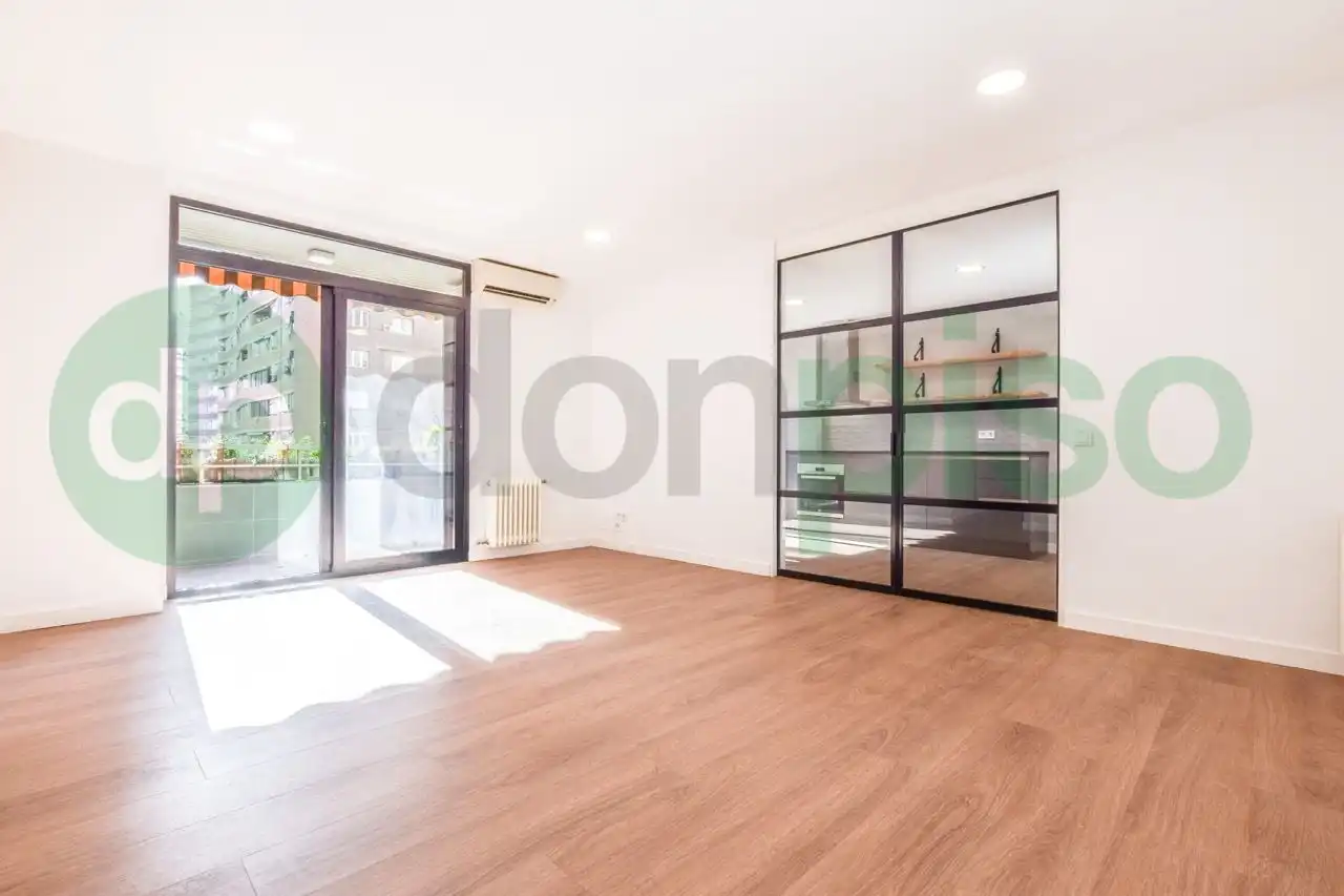Wohnzimmer von Wohnung zur Miete in Madrid mit Klimaanlage, Heizung und Terrasse