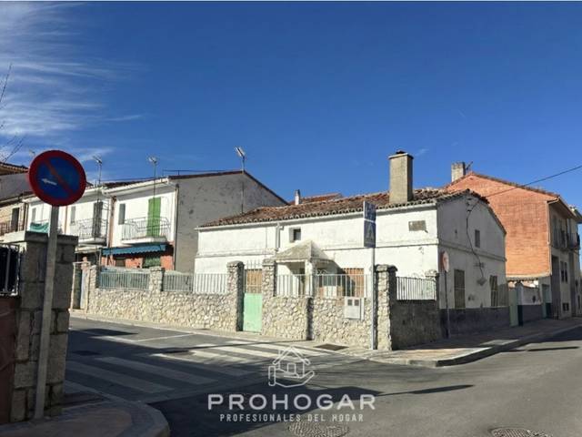 Casa-chalet en Venta en Calle Rio Jucar en San Andrés de Colmenar Viejo