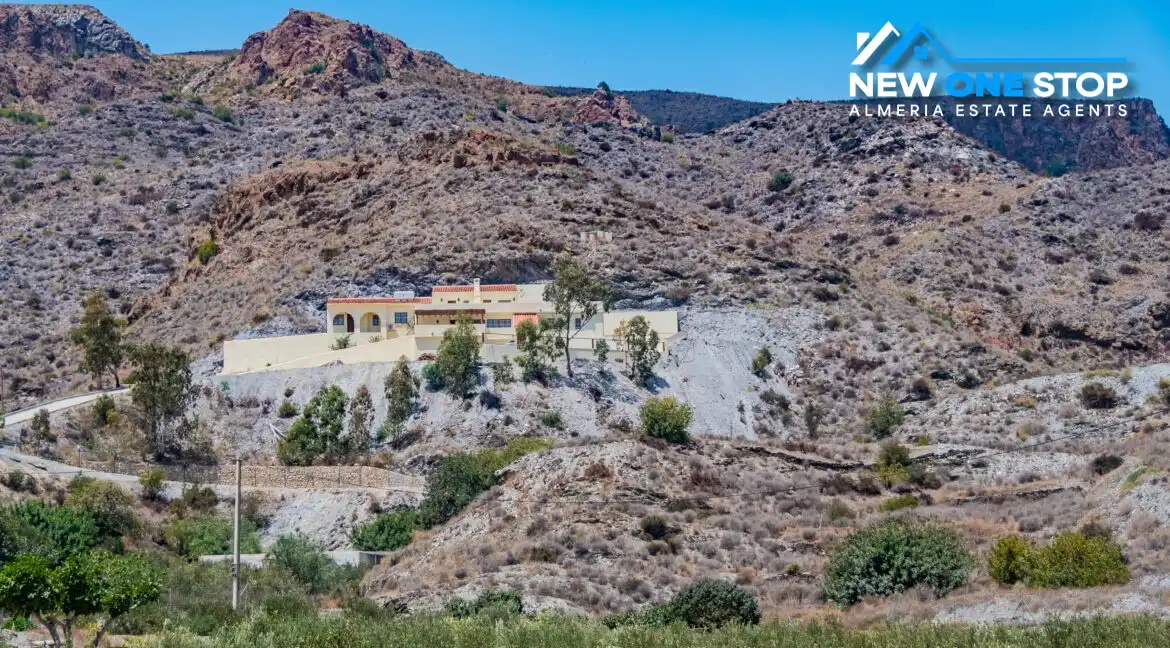 Detached house with terrace for sale in Calle UA-6 27, imagen 15