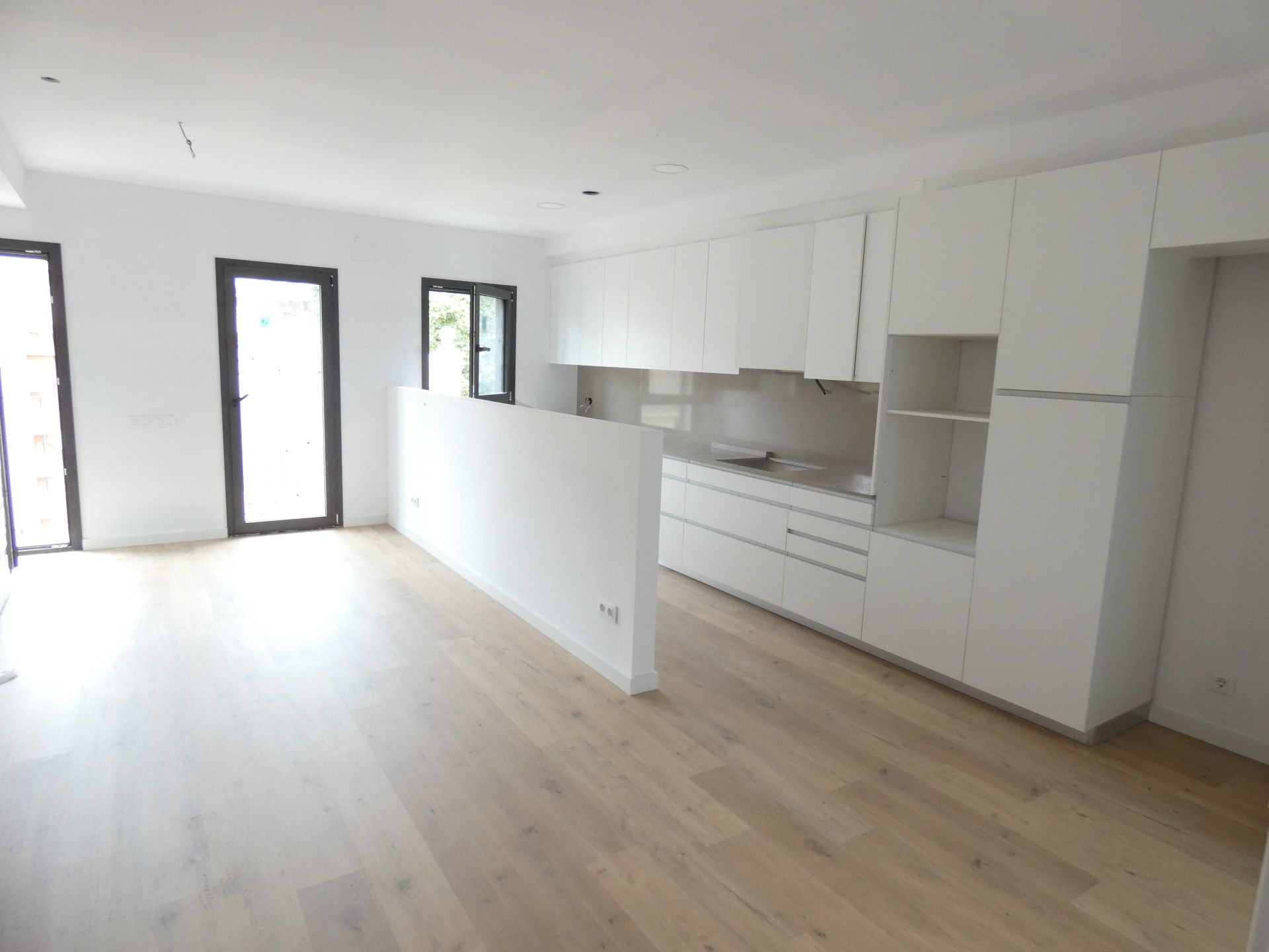 Kitchen of Flat for sale in Cerdanyola del Vallès