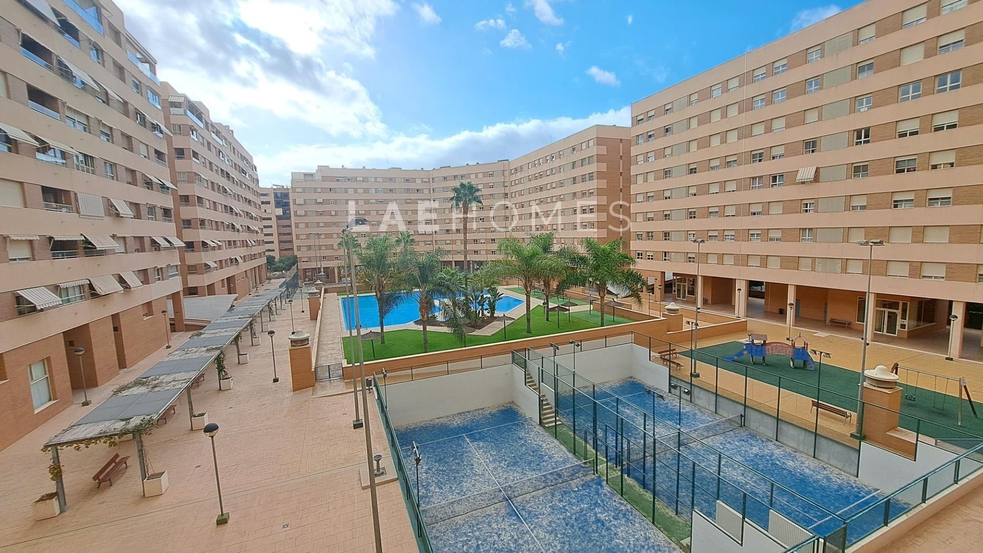 Exterior view of Apartment for sale in Alicante / Alacant  with Air Conditioner and Heating
