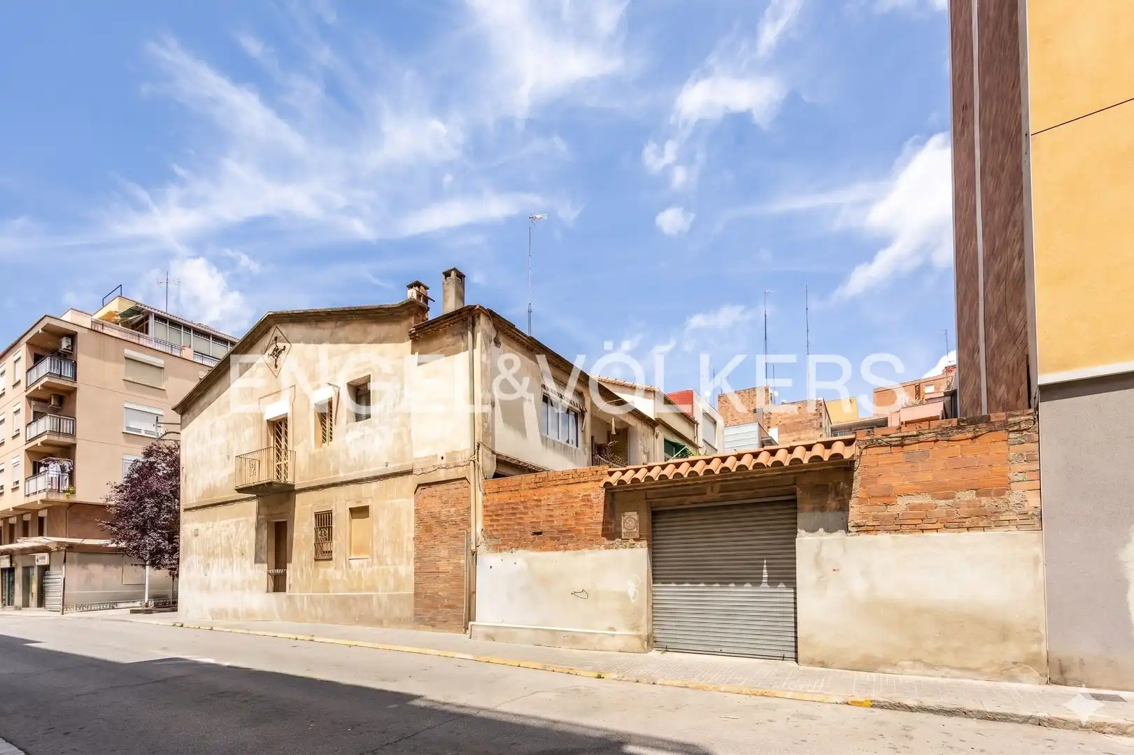 Vista exterior de Casa o chalet en venta en Sant Feliu de Llobregat con Calefacción, Jardín privado y Terraza