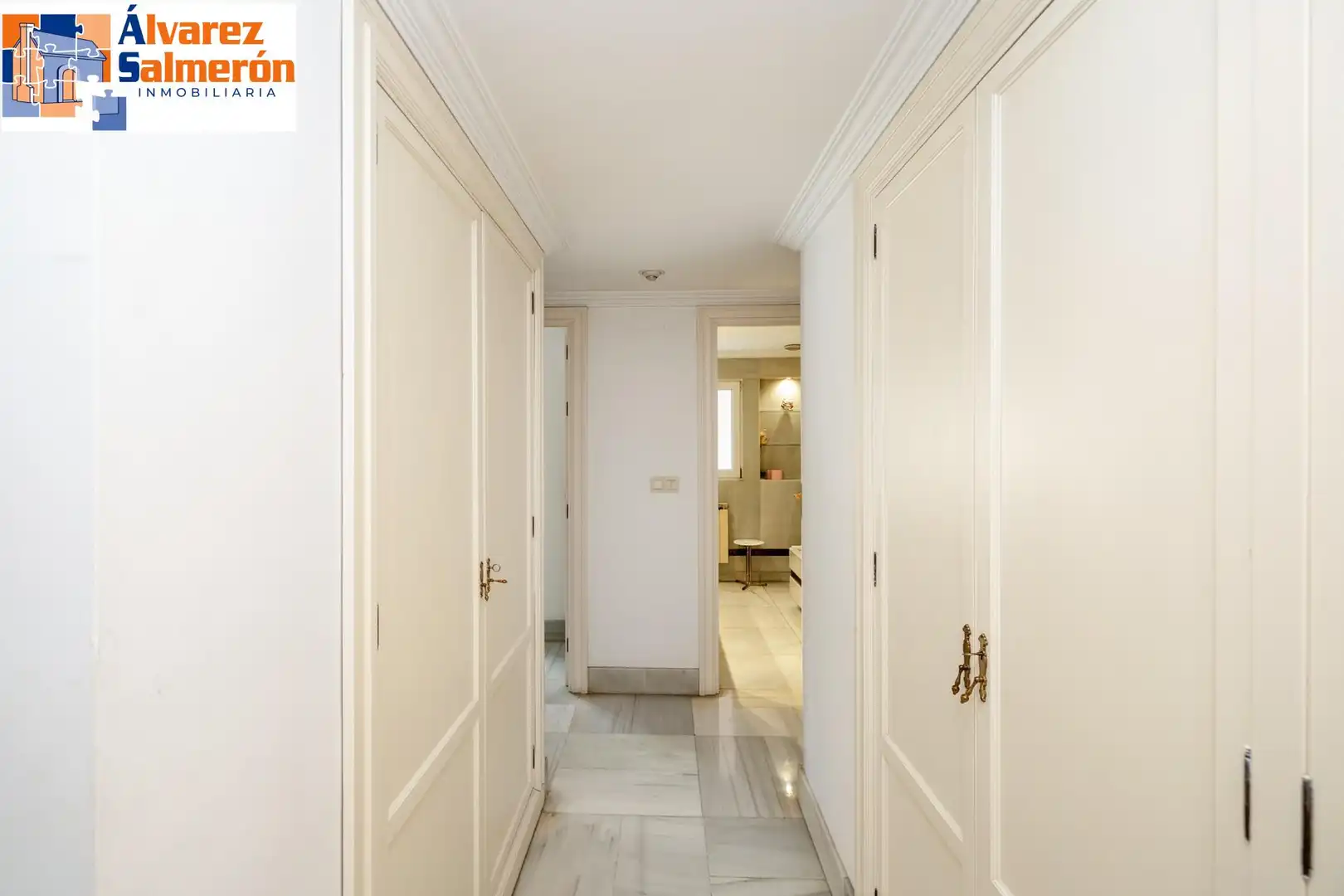 Flat for sale in Granada