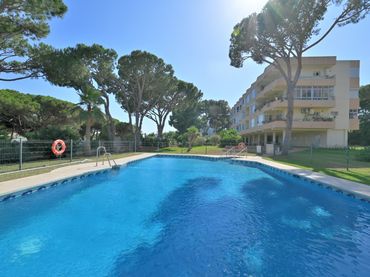 Apartament amb piscina en venda a Calahonda