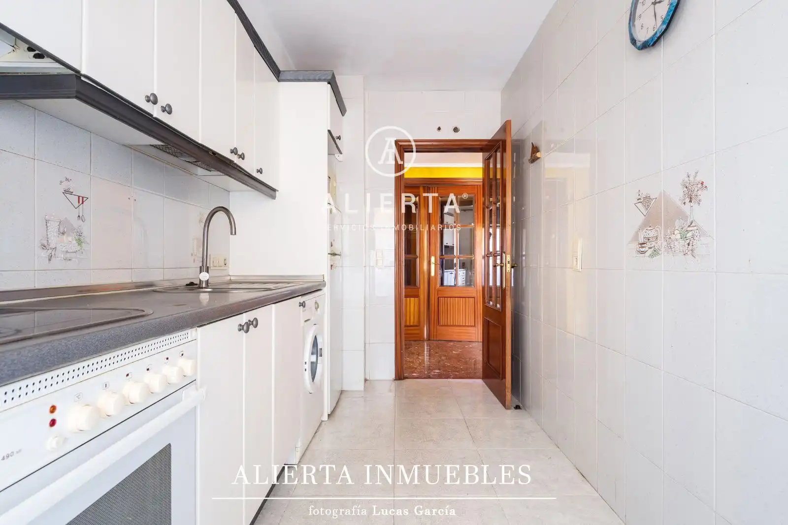 Kitchen of Flat for sale in Zaragoza  with Heating and Storage room