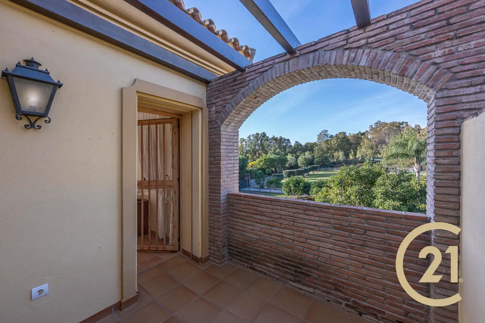 Terraza de Casa adosada en venta en Benahavís con Aire acondicionado, Jardín privado y Terraza