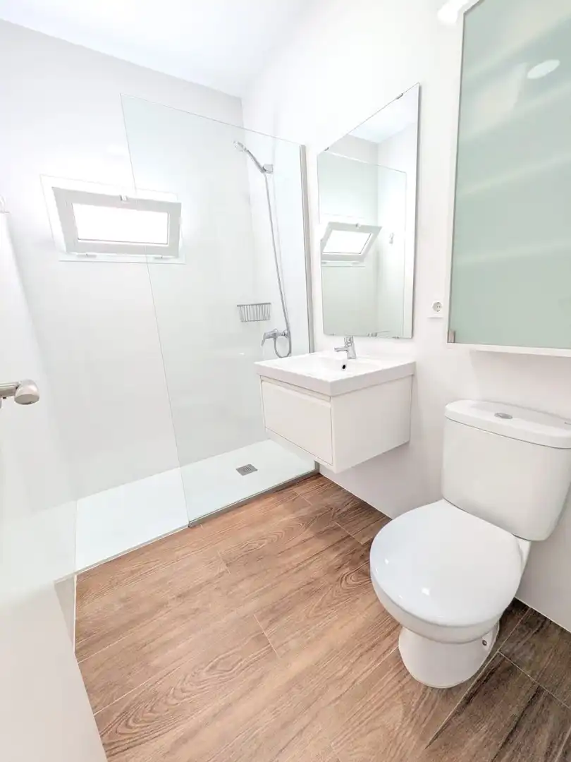 Baño de Piso en venta en Las Palmas de Gran Canaria con Balcón
