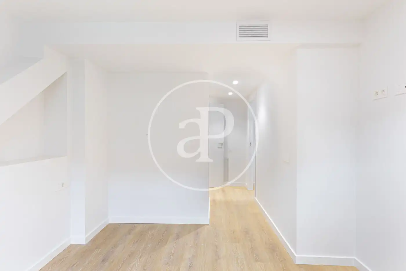 Ático en venta en Valencia con Aire acondicionado, Calefacción y Terraza