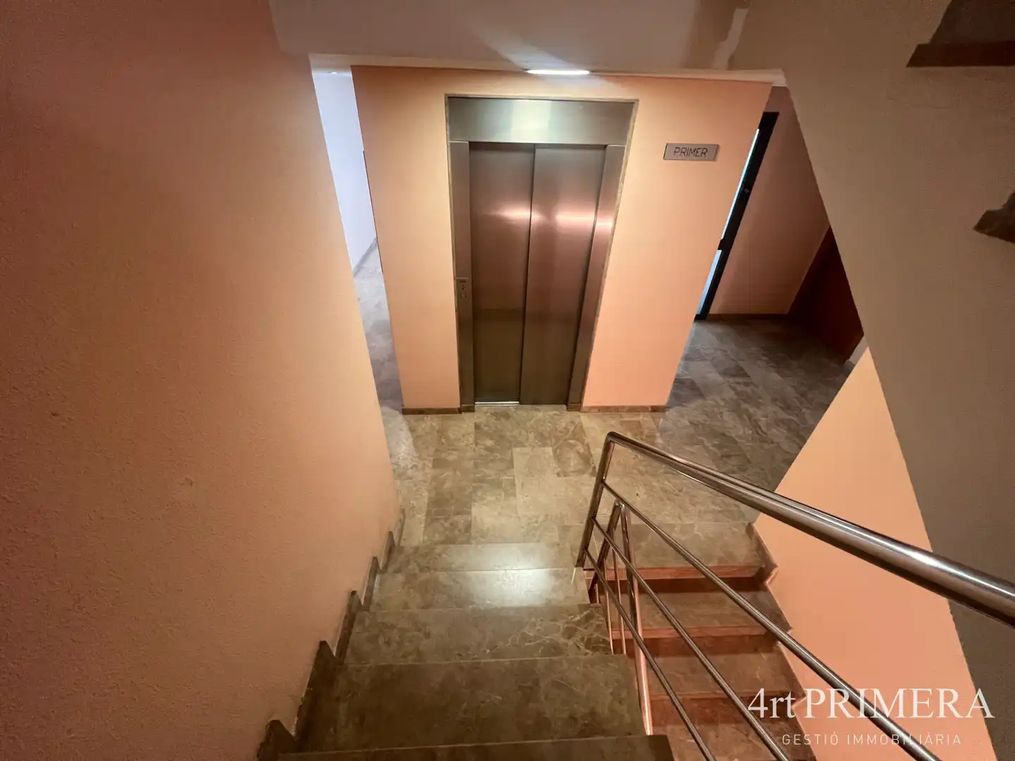 Appartamento con ascensore in affitto a Instituts, imagen 21