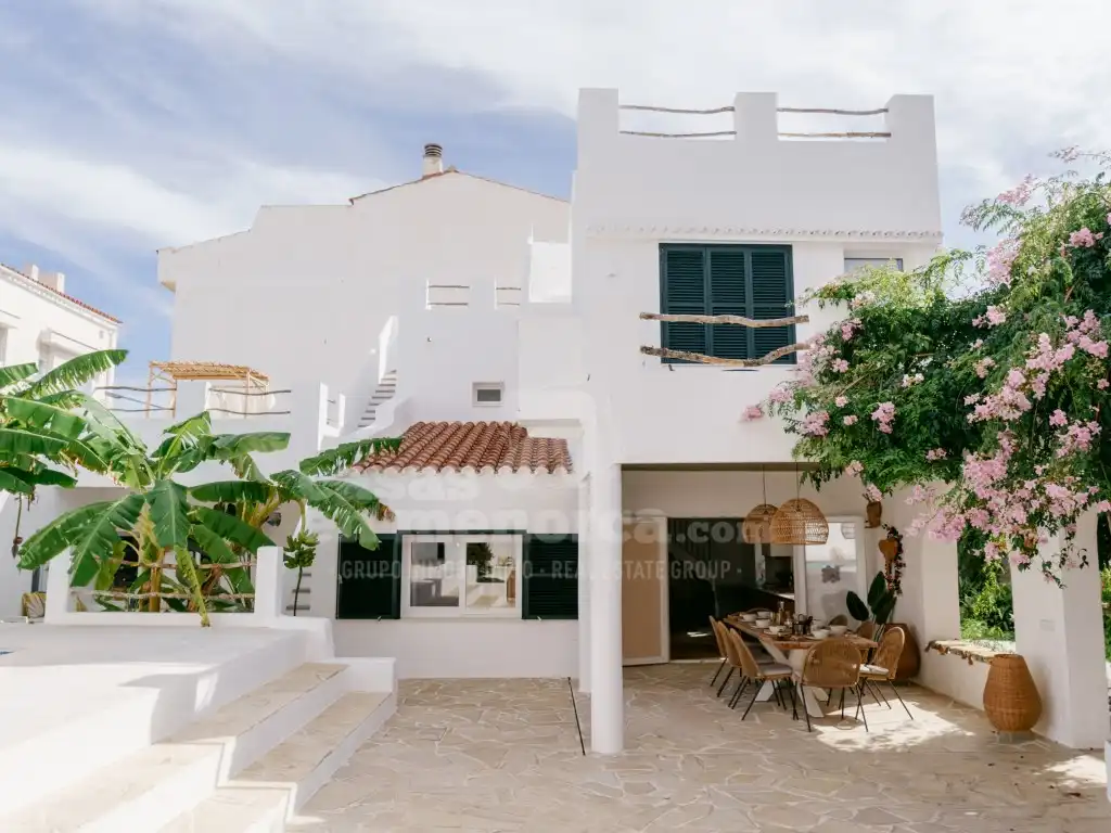 Vista exterior de Casa o chalet en venta en Es Castell con Aire acondicionado, Calefacción y Jardín privado