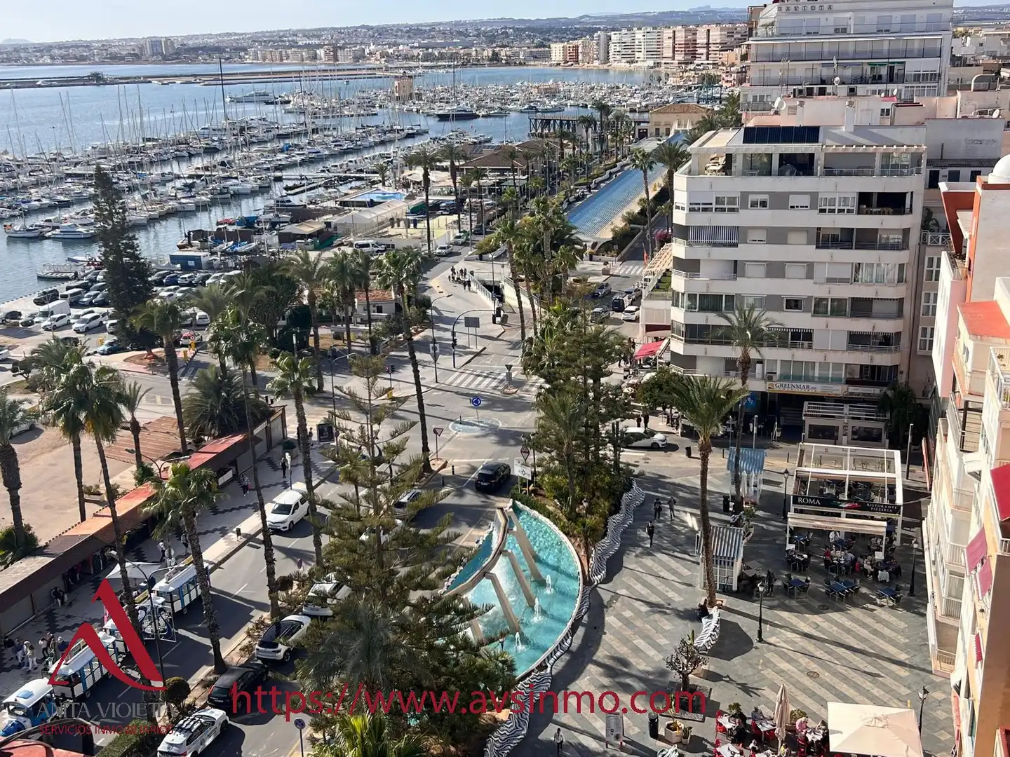 Vista exterior de Apartament en venda en Torrevieja amb Aire condicionat, Moblat i Forn
