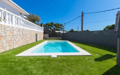 Swimming pool of House or chalet for sale in Sant Cebrià de Vallalta  with Private garden, Terrace and Swimming Pool