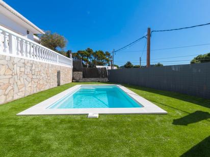 Swimming pool of House or chalet for sale in Sant Cebrià de Vallalta  with Private garden, Terrace and Swimming Pool