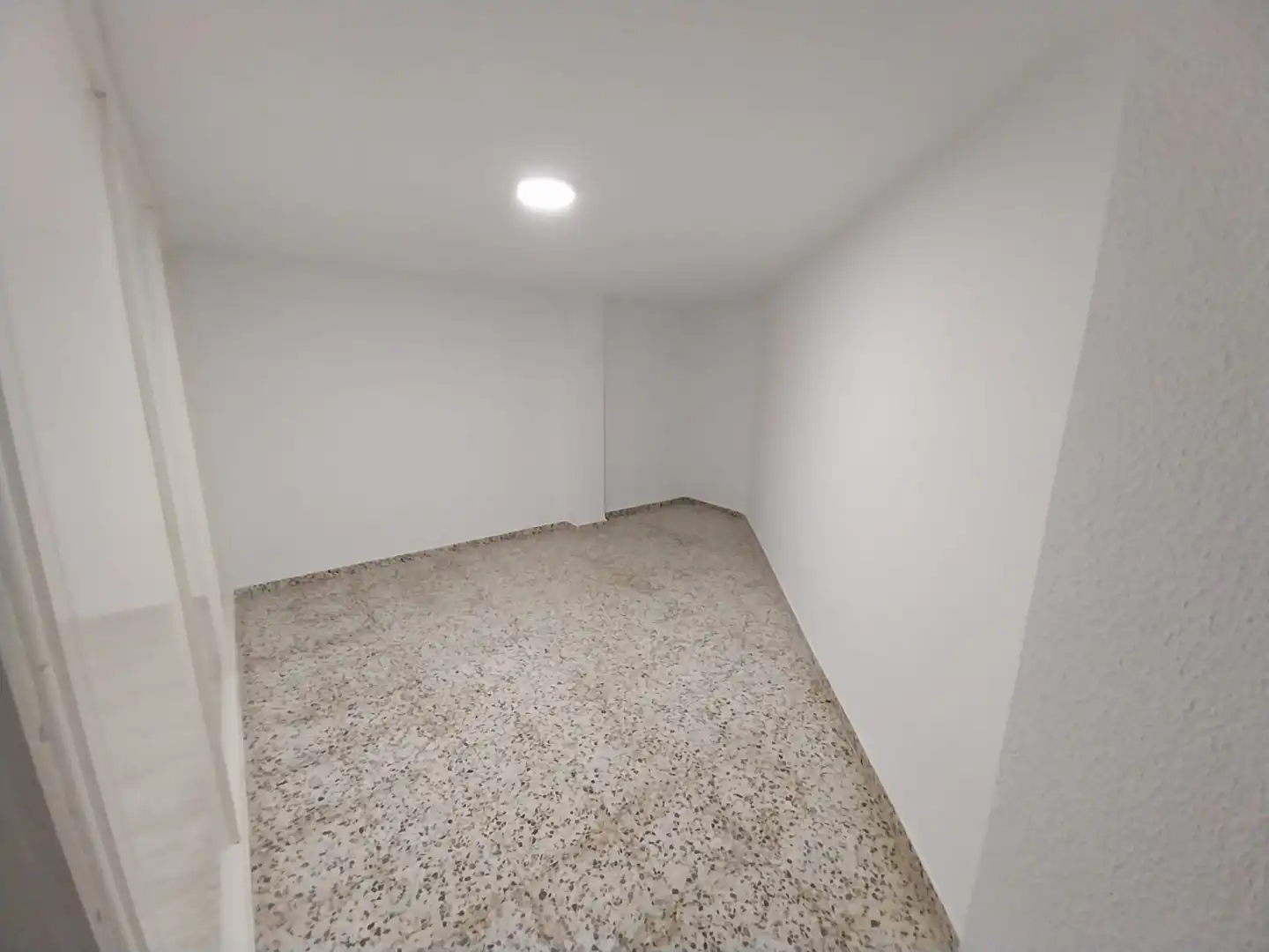 Storage room for sale in Jaén
