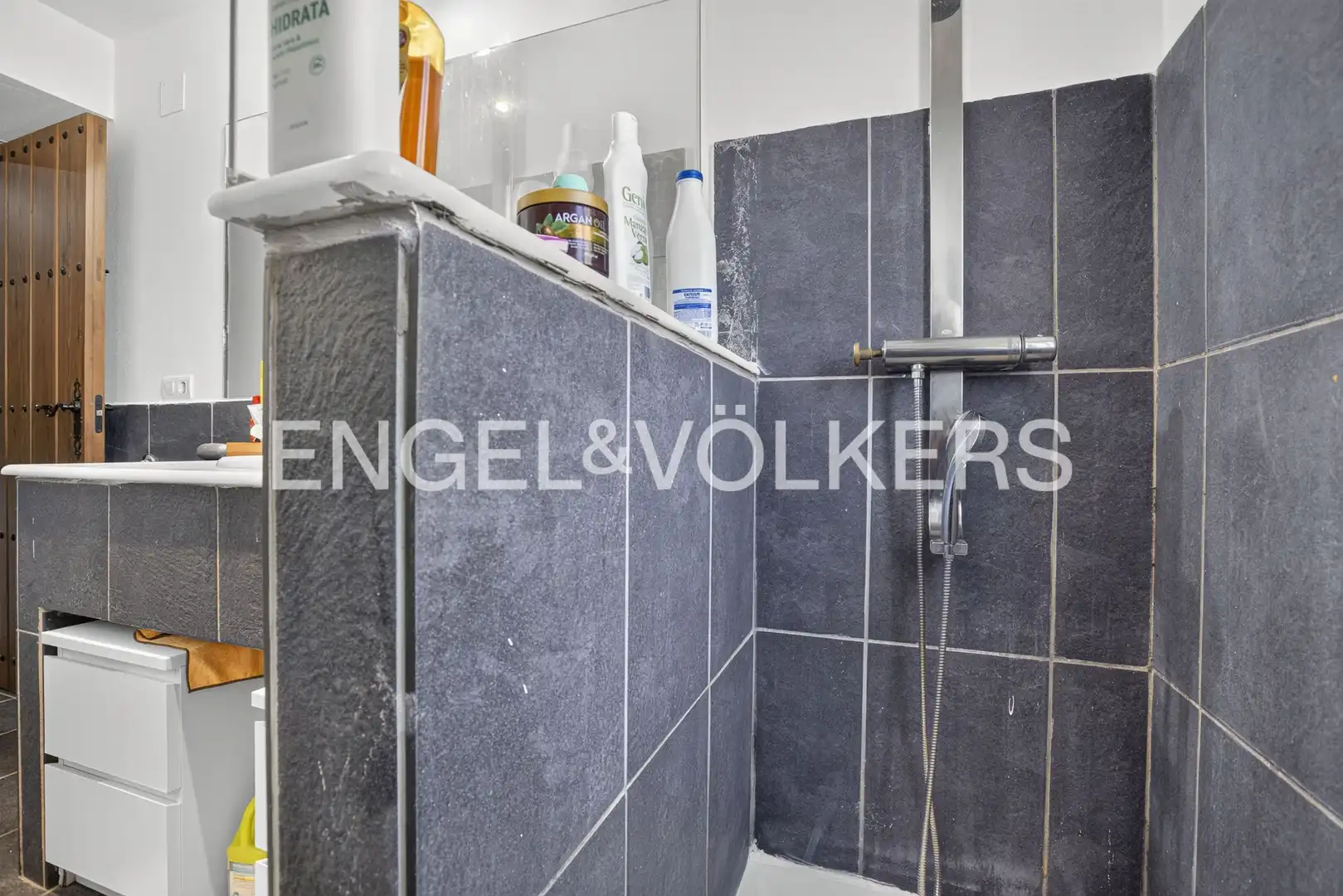 Bathroom of Houses for sale in Aracena, Huelva