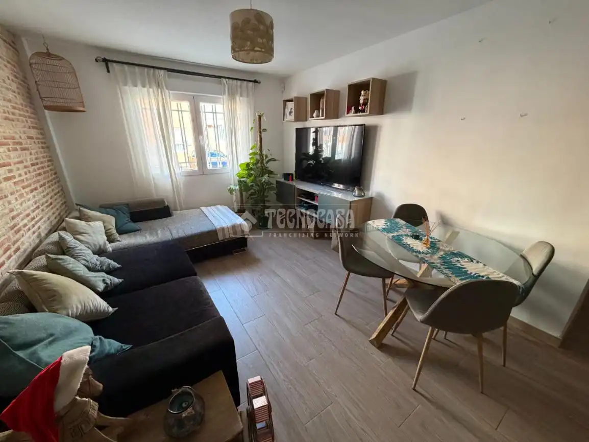 Sala d'estar de Pis en venda en Meco amb Calefacció