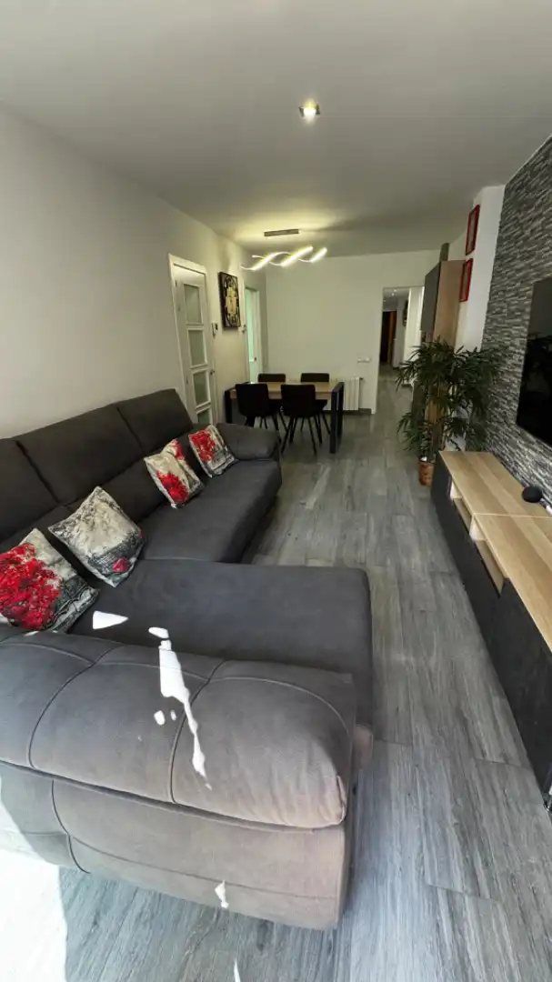 Sala de estar de Piso en venta en Torredembarra con Calefacción, Terraza y Horno