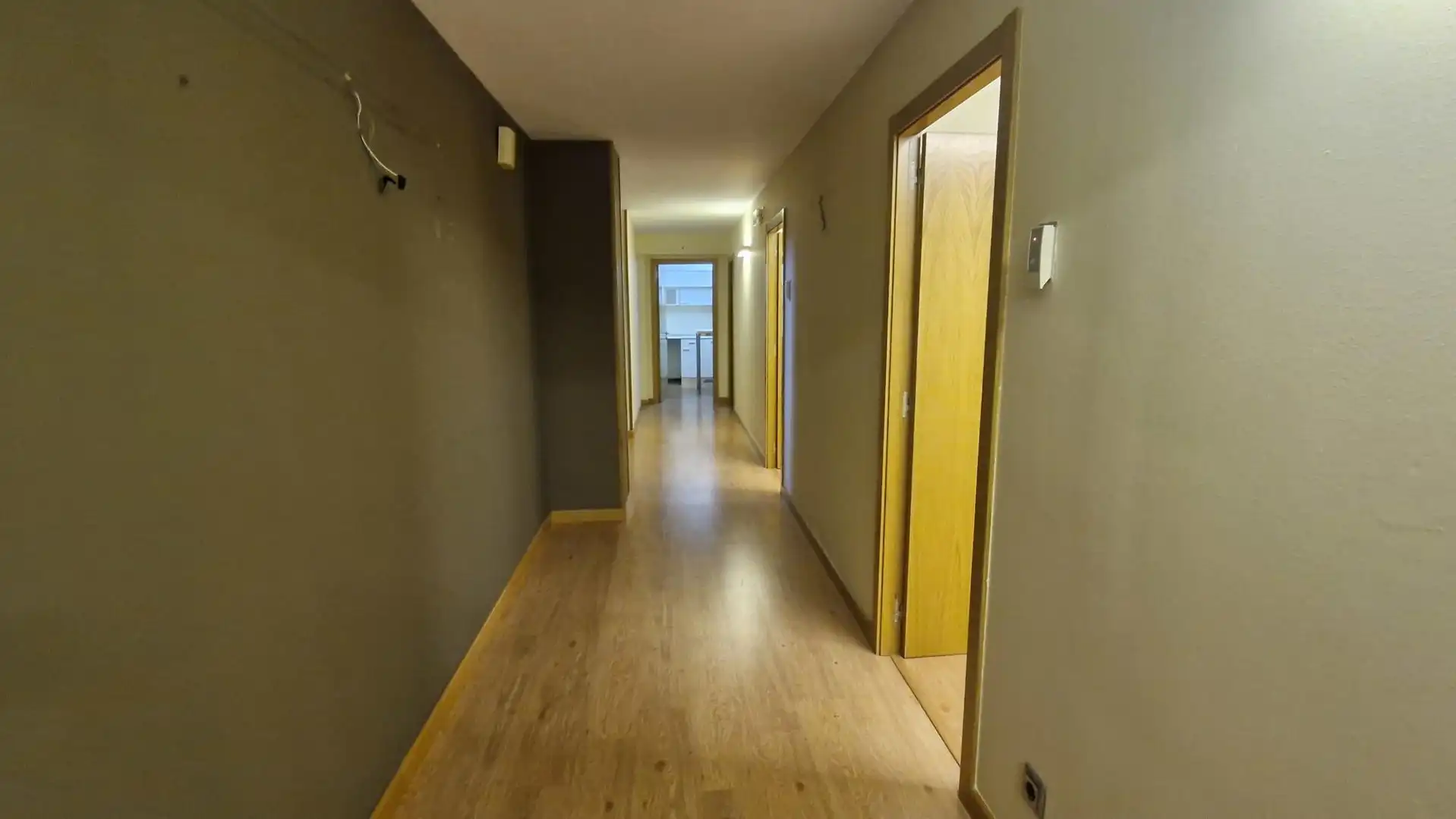 Büro zur Miete in Rúa Xosé Chao Rego 8, Santiago de Compostela, España, imagen 17
