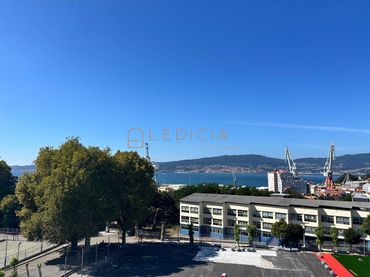 Appartamento con balcone in vendita a Sanjurjo Badia