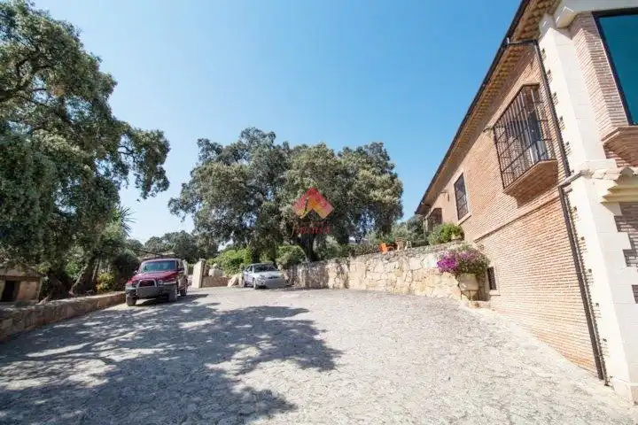 Exterior view of Houses for sale in Ronda  with Air Conditioner, Private garden and Terrace