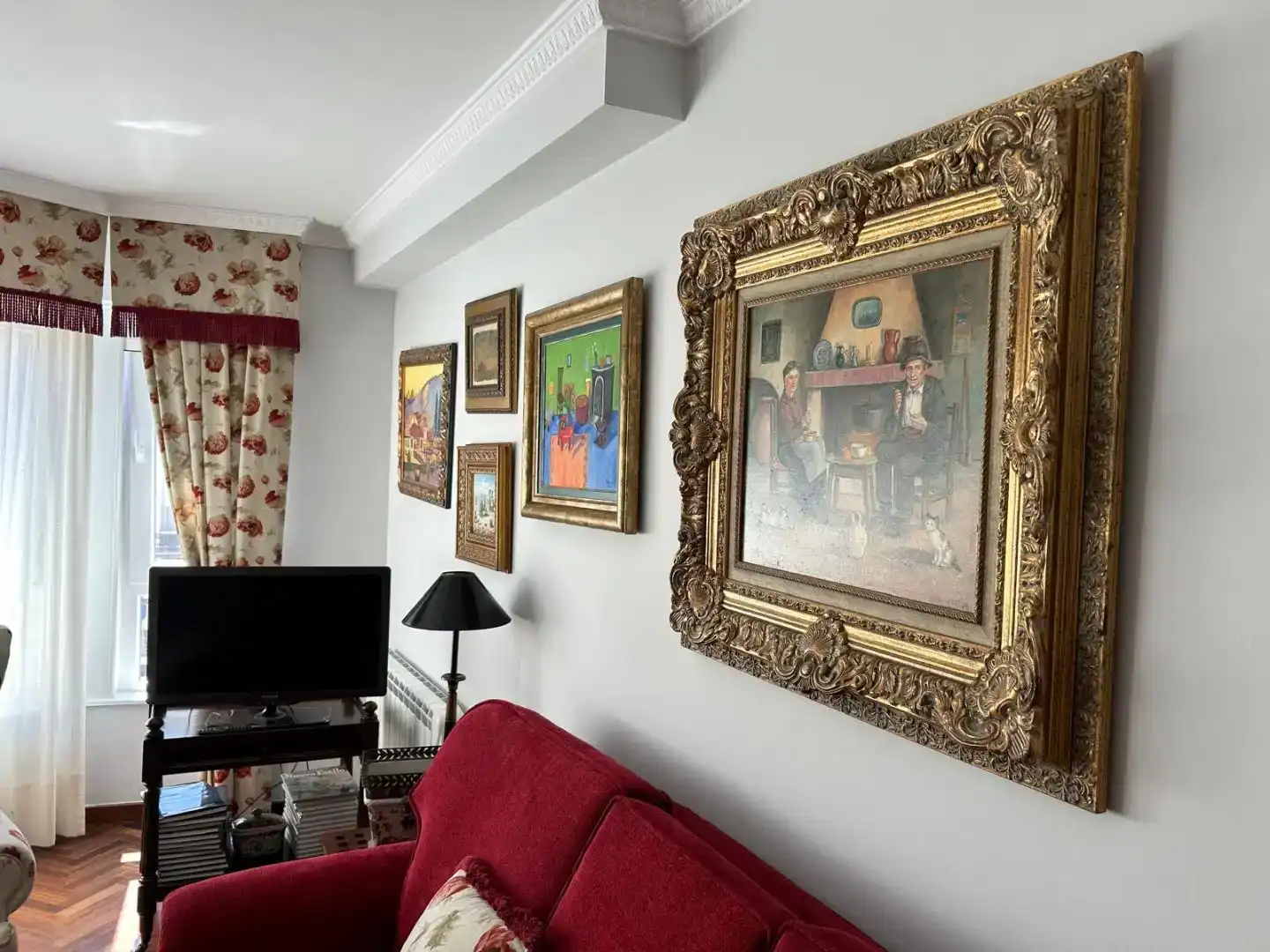 Wohnzimmer von Wohnung zum Verkauf in Curtis mit Balkon