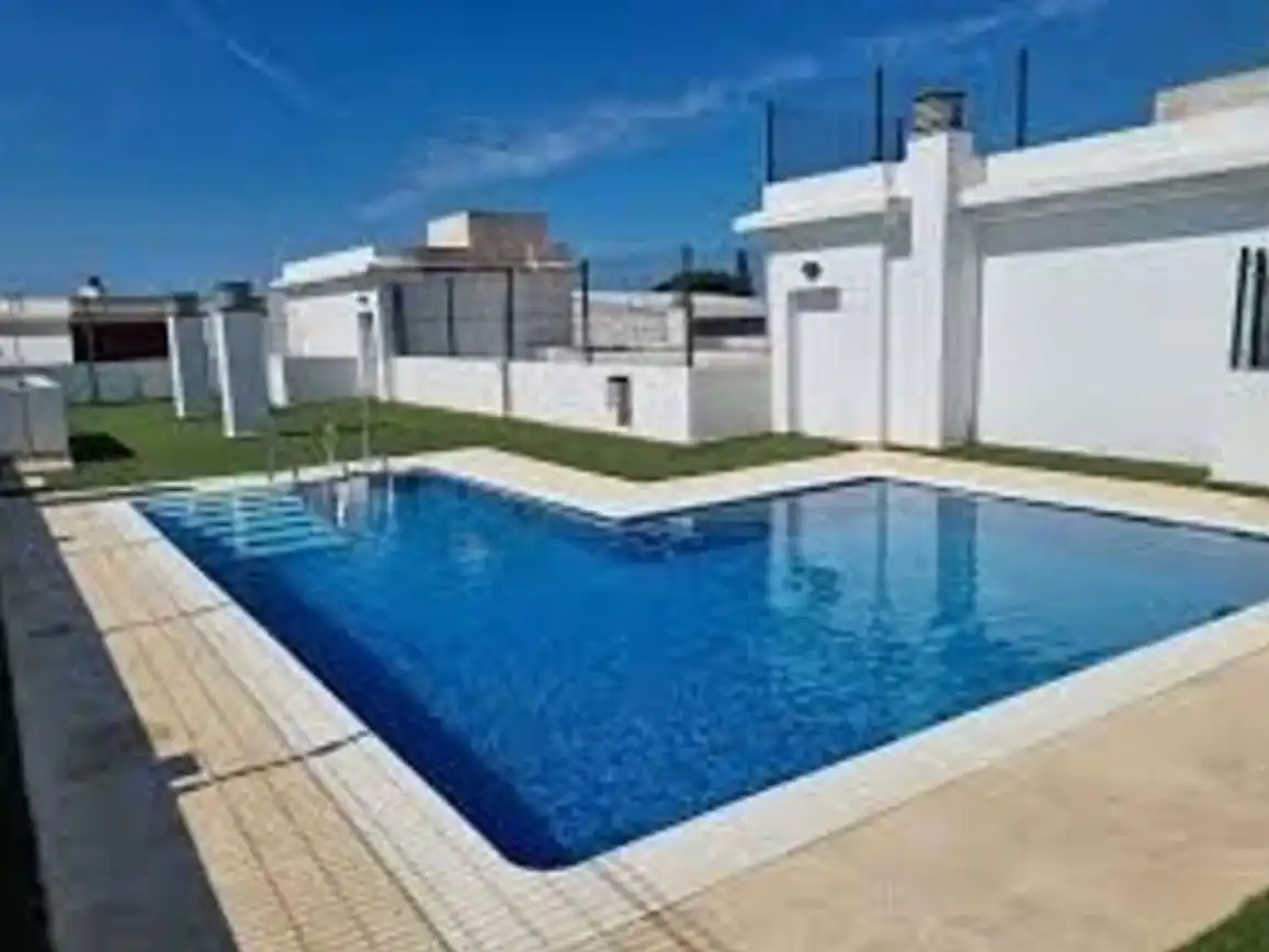 Schwimmbecken von Wohnung zum Verkauf in Rincón de la Victoria mit Klimaanlage