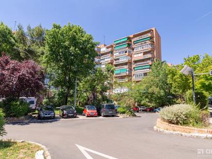 Exterior view of Flat for sale in  Madrid Capital  with Terrace