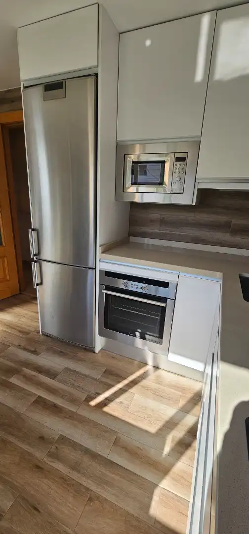 Cocina de Piso de alquiler en Maracena con Aire acondicionado, Amueblado y Balcón