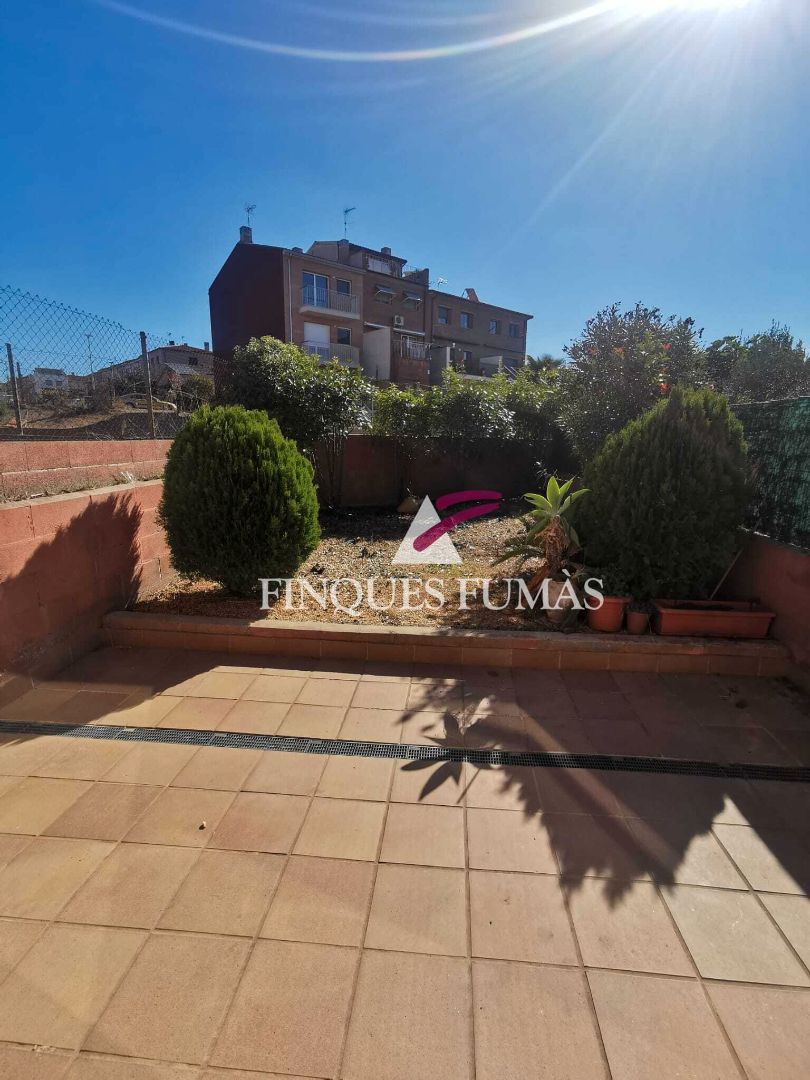 Terrassa de Pis en venda en Guissona amb Calefacció, Jardí privat i Moblat