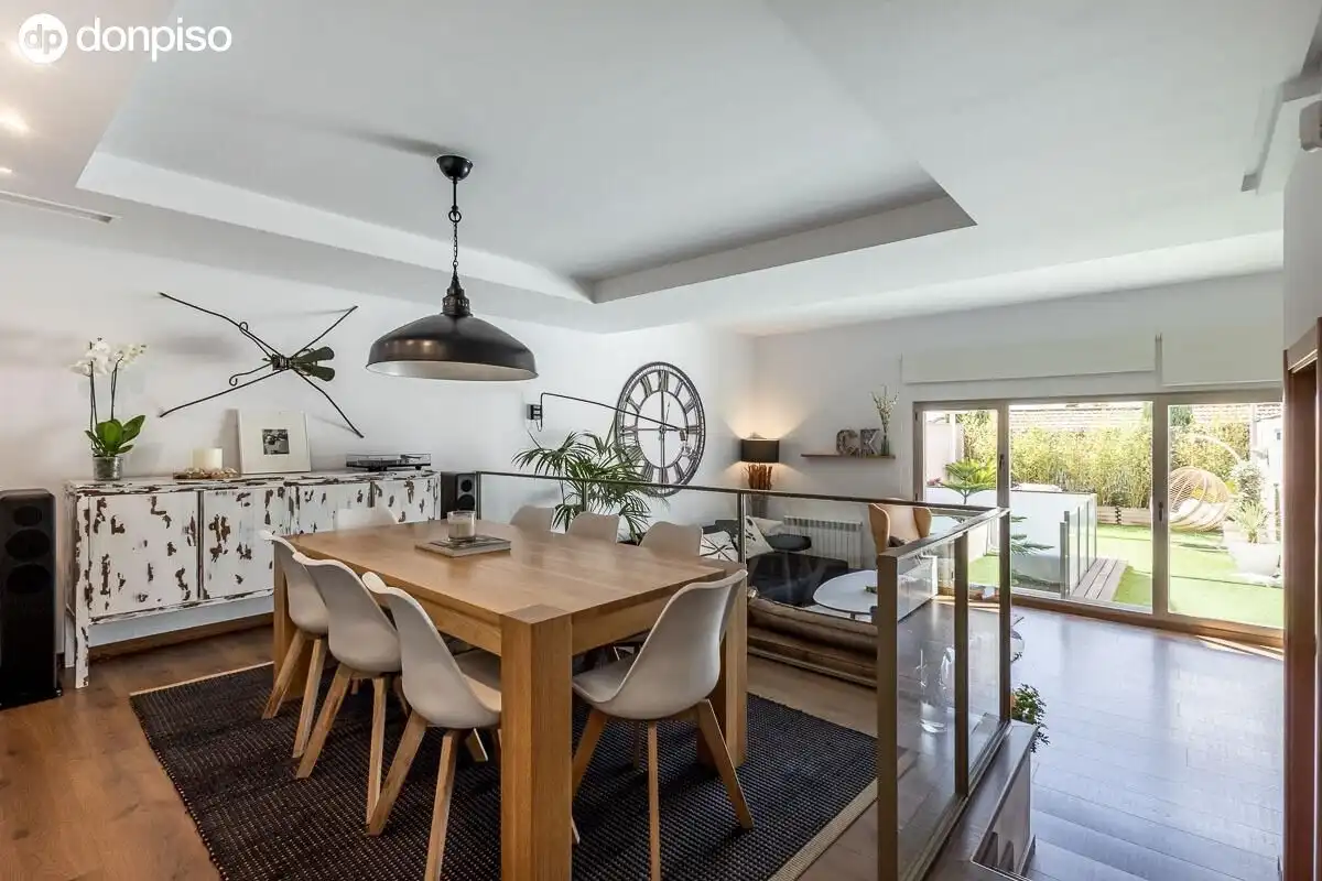 Dining room of Detached homes for sale in Granada