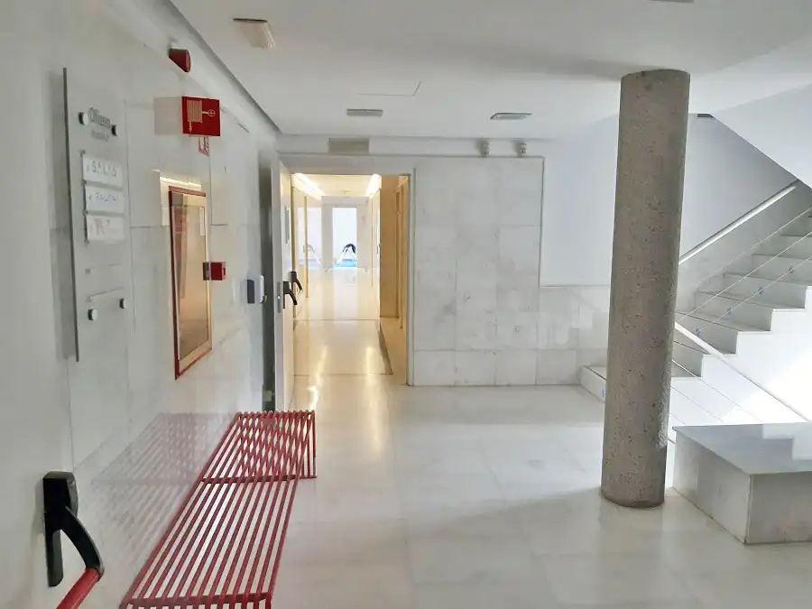 Büro zur Miete in Torrelodones mit Klimaanlage, Heizung und Internet