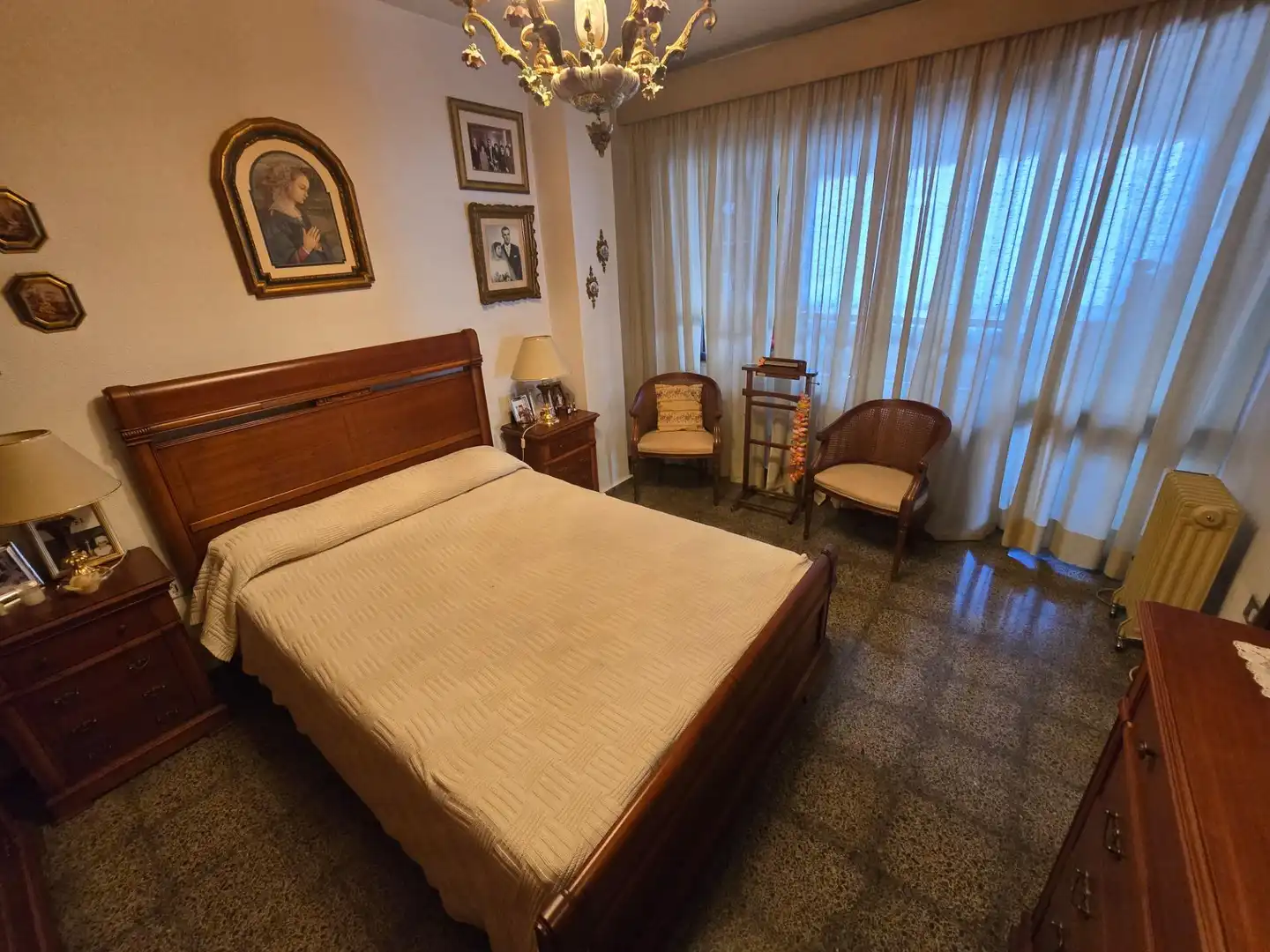 Schlafzimmer von Wohnung zum Verkauf in Córdoba mit Klimaanlage, Heizung und Abstellraum
