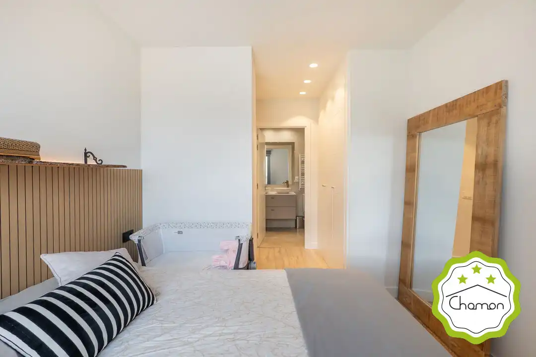 Habitación de Ático en venta en Urduliz con Calefacción, Terraza y Trastero