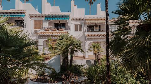 Foto 4 de Casa adosada en venda a Villamartín - Las Filipinas, Orihuela
