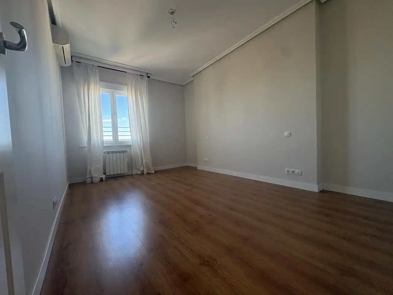 Habitación de Piso de alquiler en Madrid con Aire acondicionado, Calefacción y Terraza
