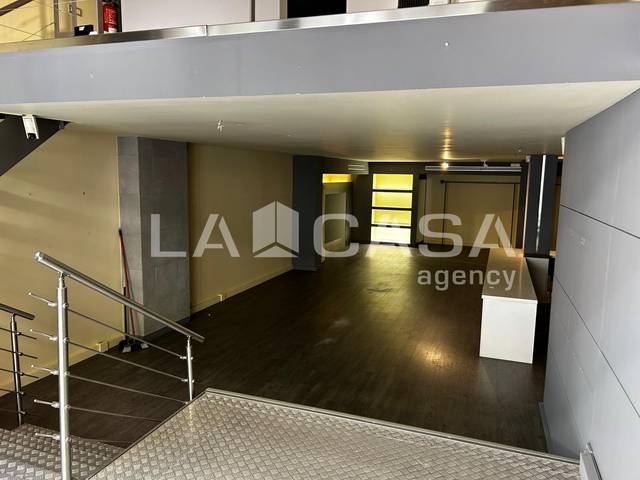 Local comercial en Alquiler en Carrer de Sant Silvestre en Can Mariner