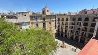 Vista exterior de Pis en venda en  Barcelona Capital amb Terrassa i Balcó