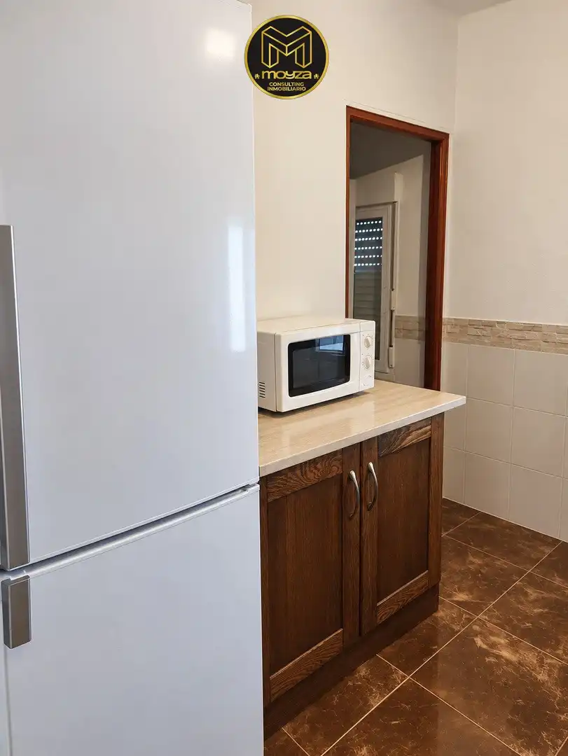 Detached house with garden for sale in Ctra. Circunvalación - La Magdalena, imagen 7