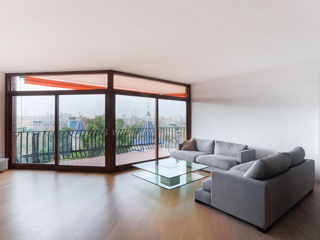 Sala d'estar de Apartament en venda en  Valencia Capital amb Aire condicionat, Calefacció i Parquet