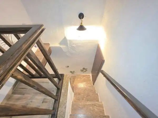 Detached homes for sale in Laroya  with Parquet flooring, Terrace and Storage room