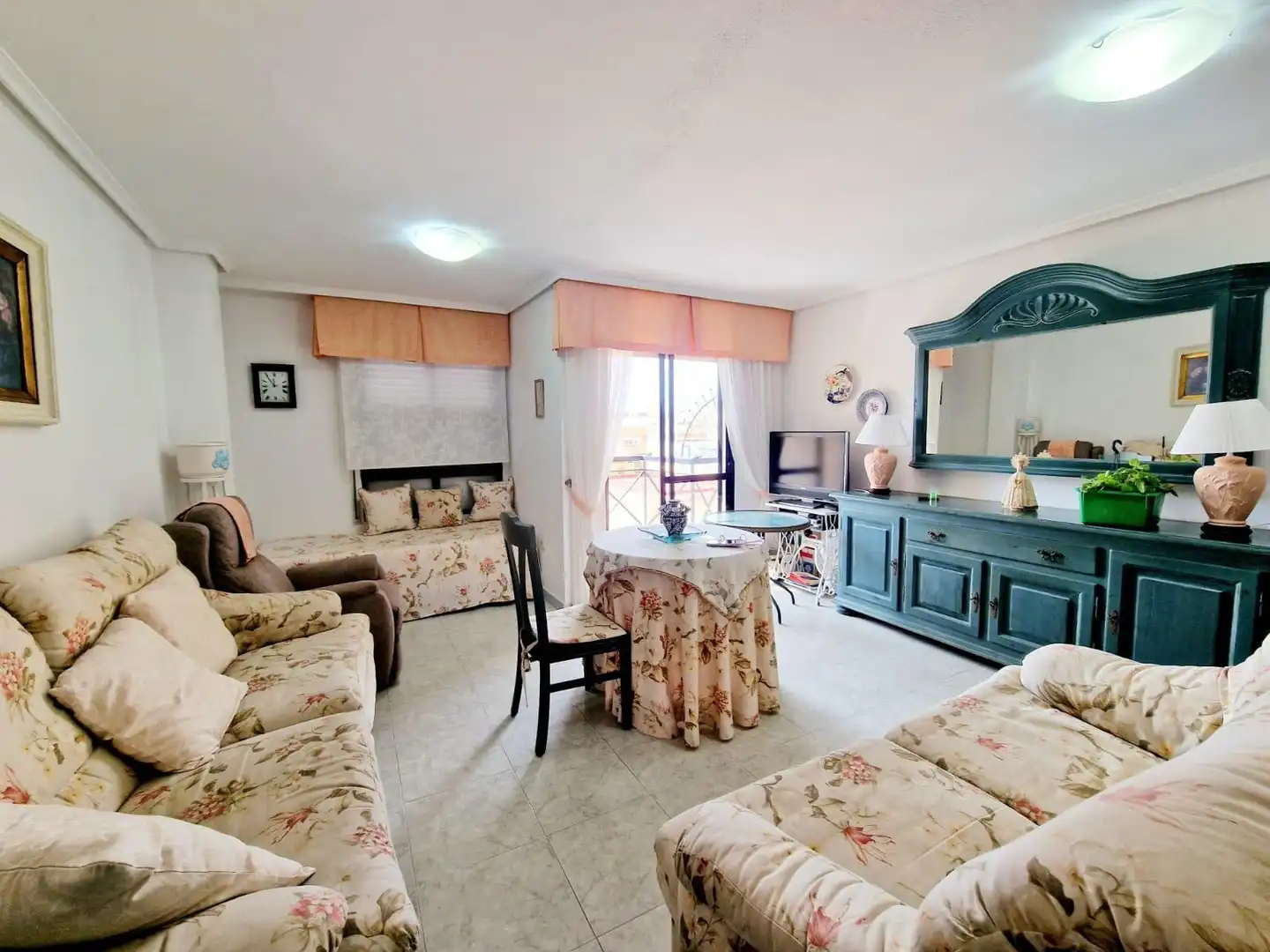 Sala de estar de Dúplex en venta en Casco Antiguo