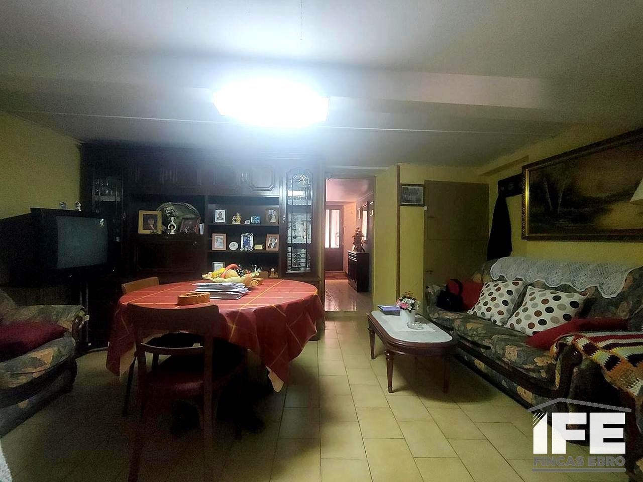 Casa o xalet en venda en Luceni amb Jardí privat