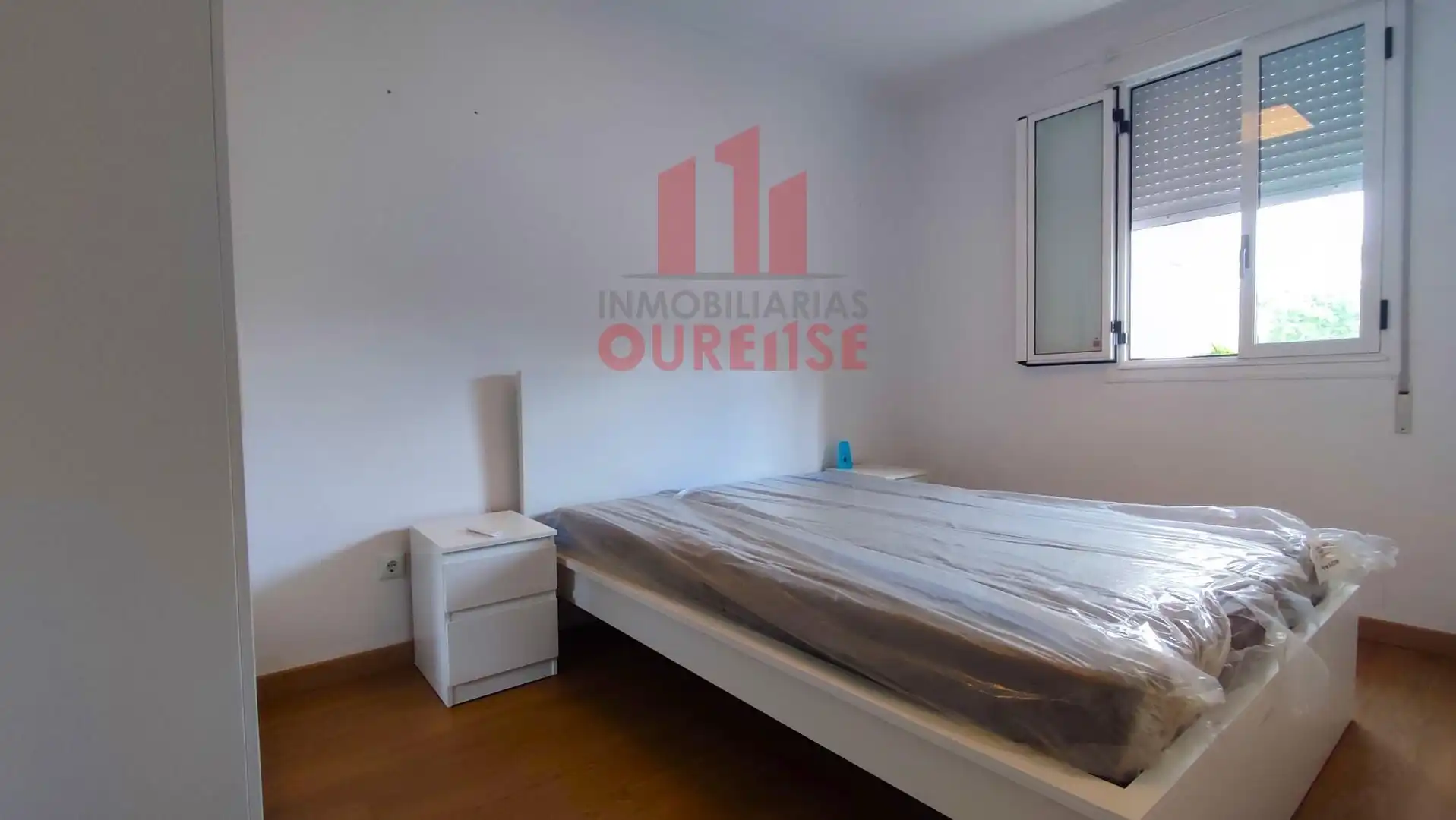 Dormitori de Casa o xalet de lloguer en Ourense Capital  amb Calefacció, Traster i Moblat