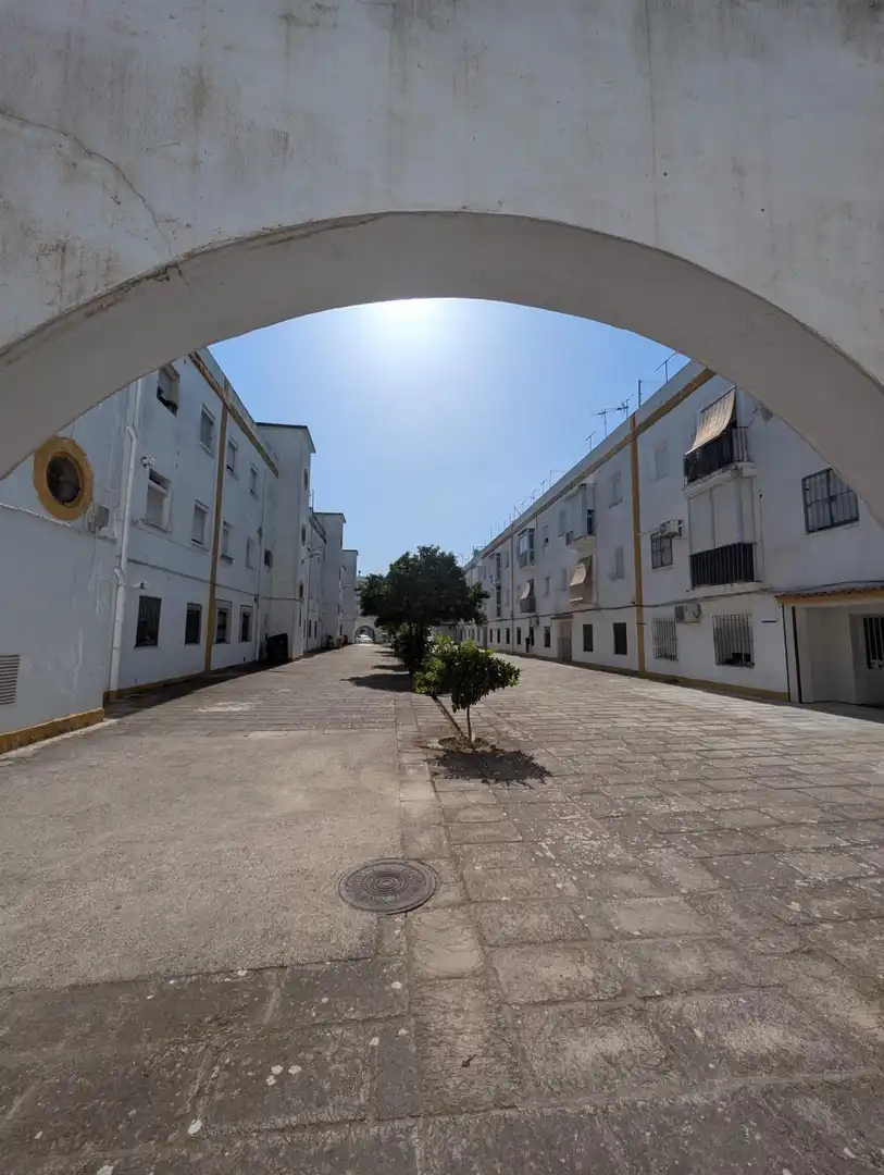 Vista exterior de Planta baja en venta en Jerez de la Frontera