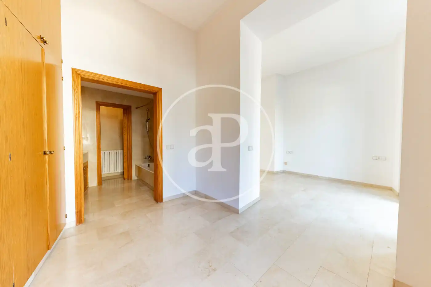 Piso en venta en  Palma de Mallorca con Calefacción, Jardín privado y Terraza