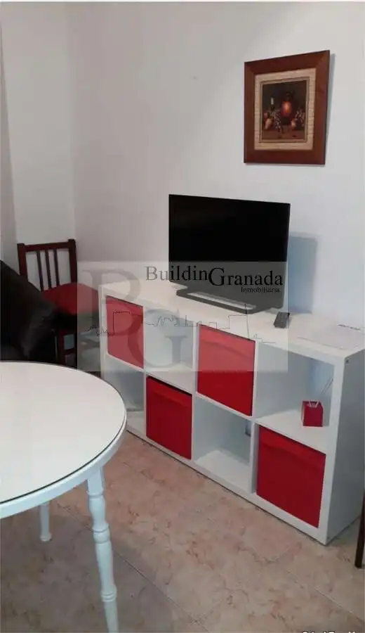 Pis de lloguer en Granada amb Moblat, Microones i Balcó