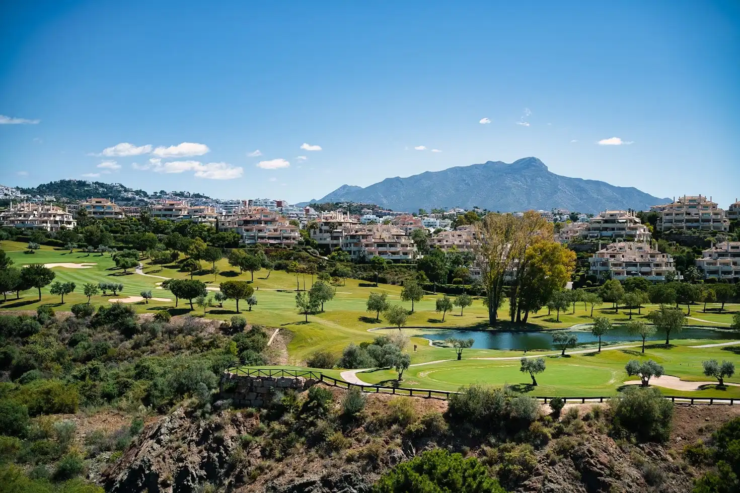 Vista exterior de Apartament en venda en Mijas amb Aire condicionat, Calefacció i Terrassa