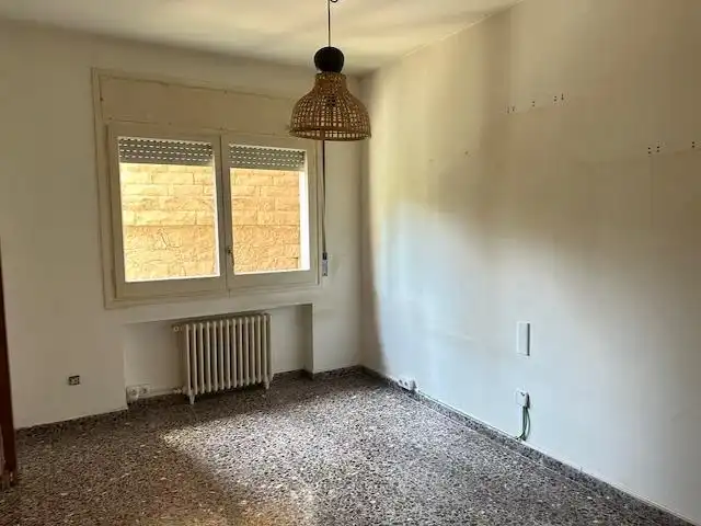 Habitación de Piso en venta en Manresa con Calefacción, Terraza y Balcón